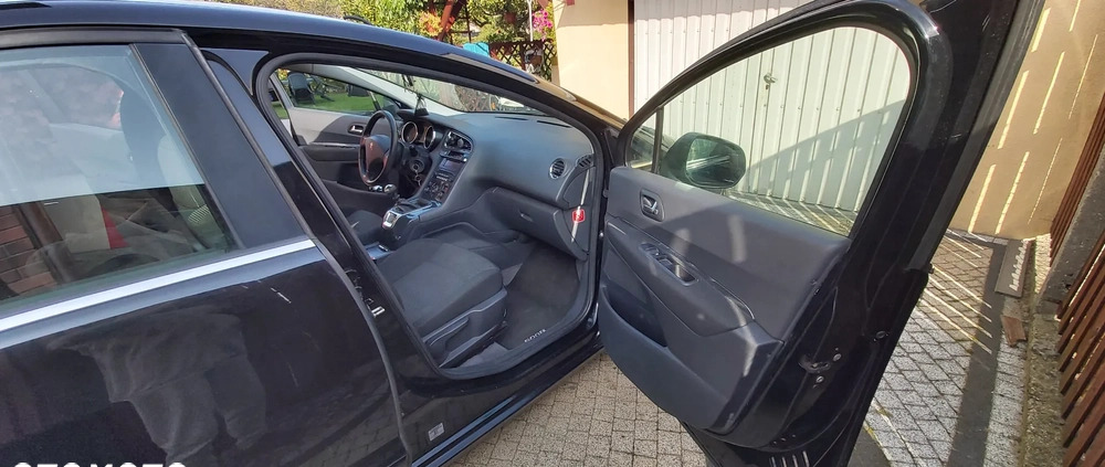 Peugeot 5008 cena 15500 przebieg: 280000, rok produkcji 2010 z Ostrzeszów małe 67